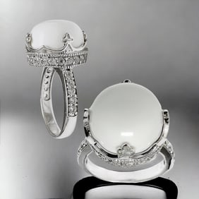 Crown Setting White Agate Sterling Silver Ring Size 7