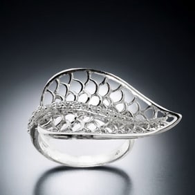 Unique Openwork Sterling Silver Leaf Ring Size 7