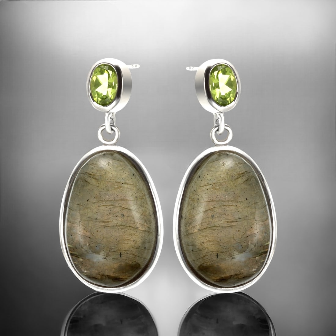 Oval Labradorite & Peridot Sterling Silver Drop Earring (1 of 1)