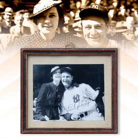 Lou Gehrig New York Yankees Signed Photograph in Original Frame
