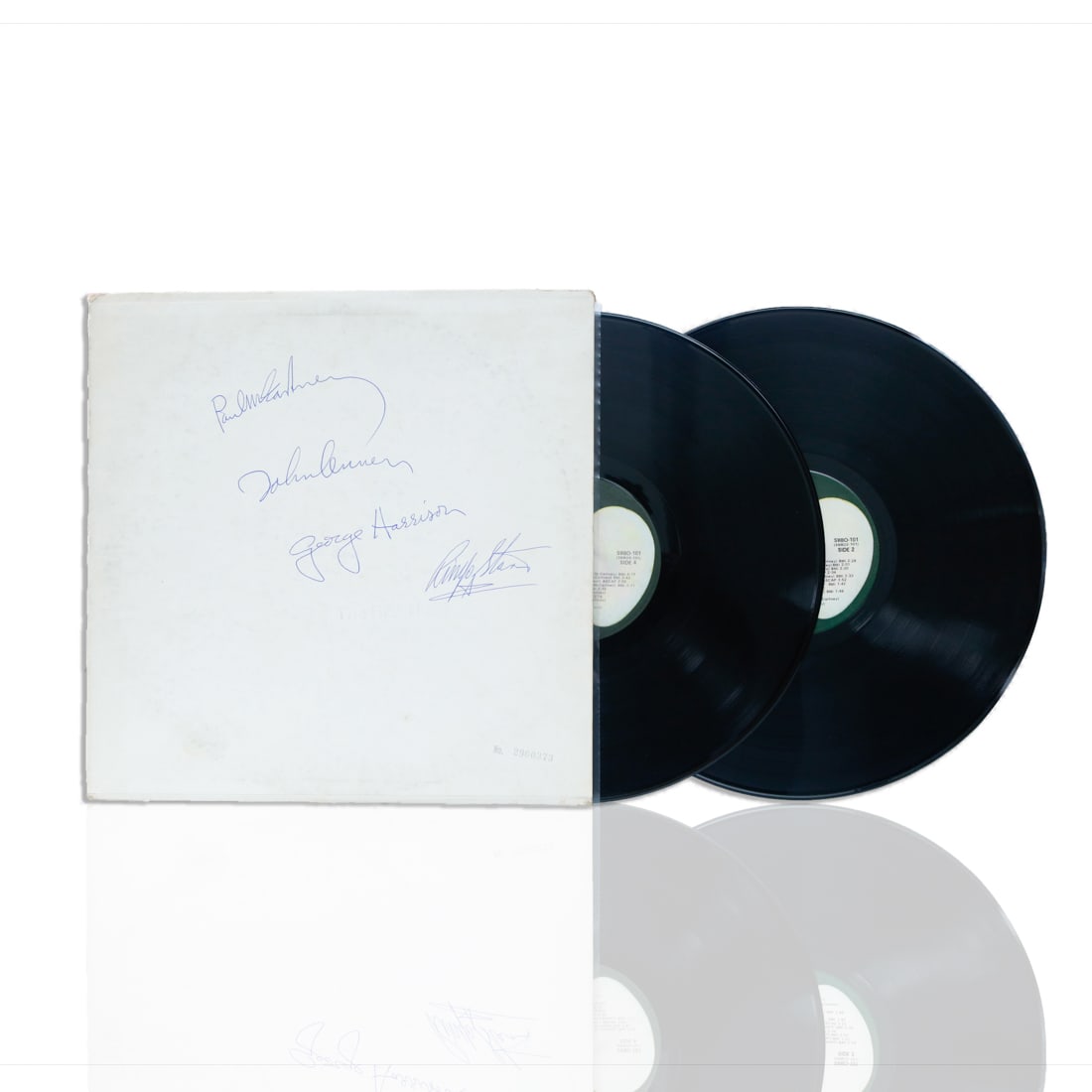 Beatles Signed "White Album" with both LP's and leaflet with lyrics and pictures of band members (1 of 11)