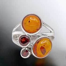 Enchanting Amber & Garnet Sterling Silver Ring - Size 8