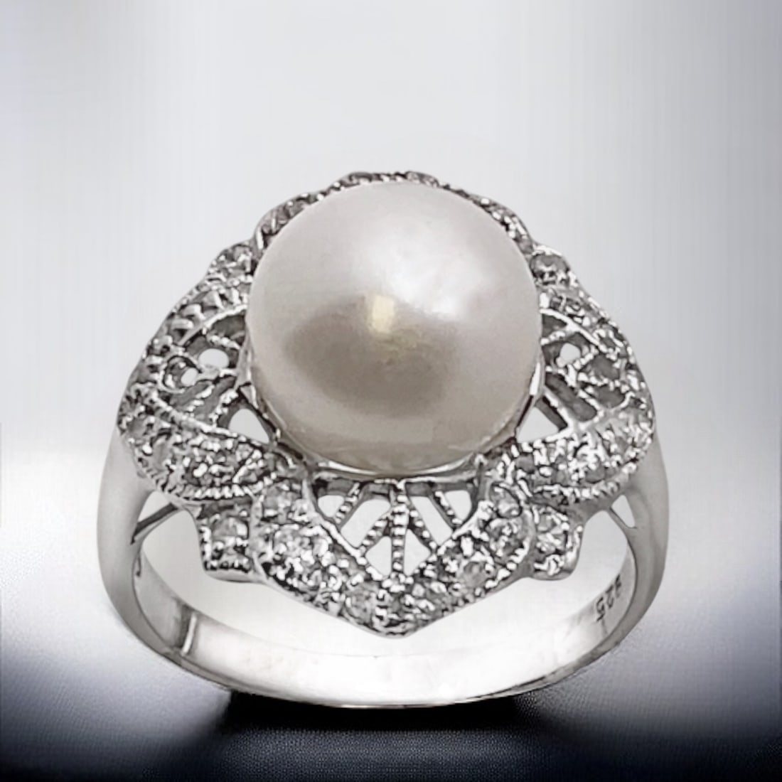 Classic Pearl Filigree Sterling Silver Ring - Size 7 (1 of 1)