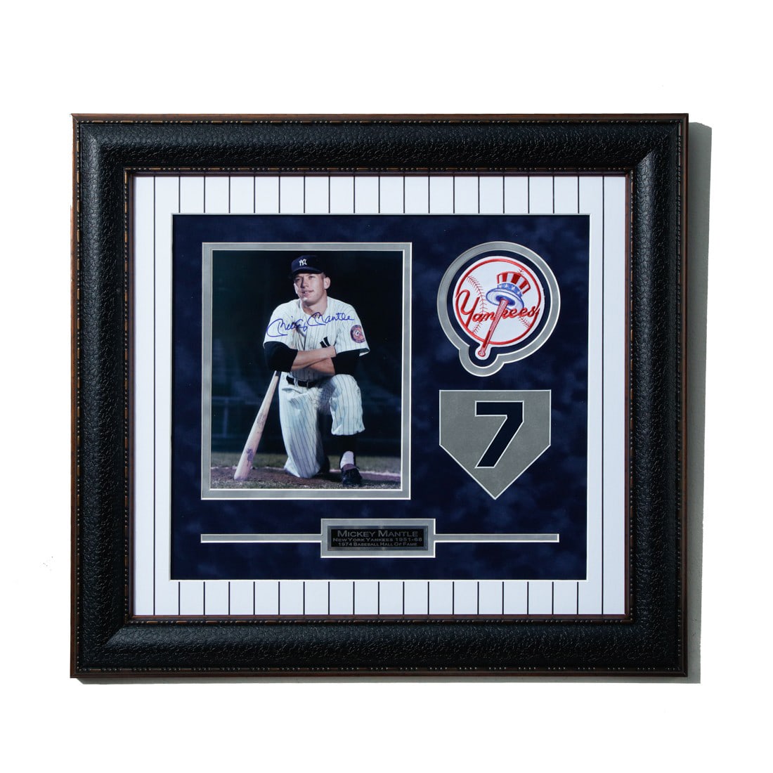 The Commerce Comet Radiance Mickey Mantle Signed Photo (1 of 3)