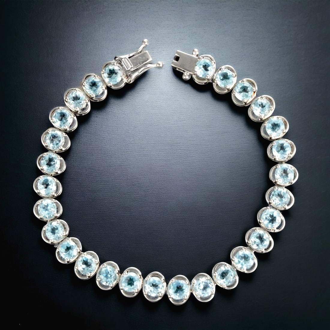 Sky Blue Topaz Gemstone Bracelet set in Sterling Silver - Size 7.25" (1 of 1)