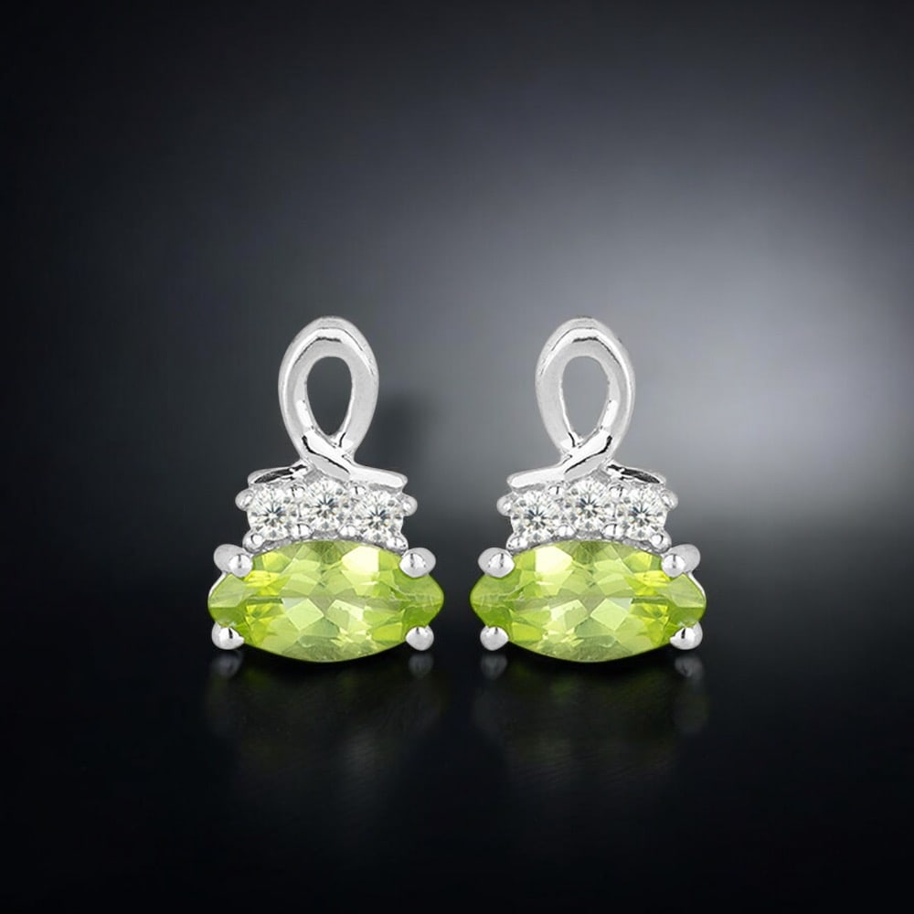 1.64 cttw Green Peridot Sterling Silver Earrings (1 of 1)
