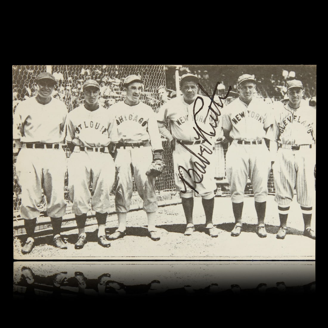 Babe Ruth Signed Picture Card (1 of 3)