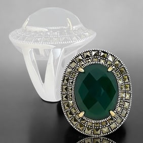 14K Gold & Sterling Silver Enchanting Green Agate & Marcasite Ring - Size 10