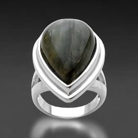 Sophisticated Pear Shaped Labradorite Ring set in Sterling Silver - Size 5