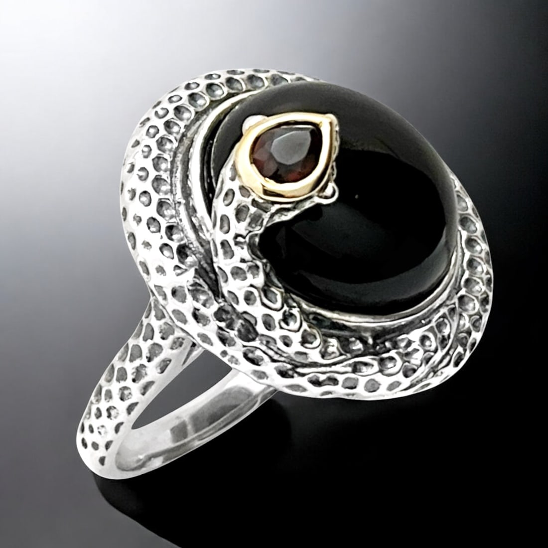 Exquisite 14K Gold & Sterling Silver Black Agate Snake Ring with Garnet - Size 7 (1 of 1)