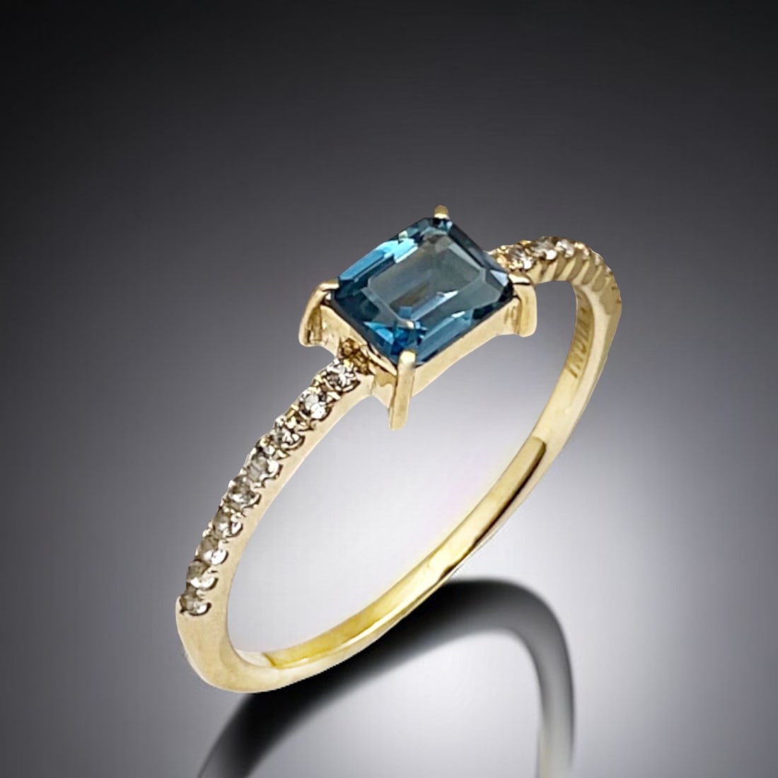 14K Gold Ring with Emerald Cut London Blue Topaz & White Topaz - Size 6 (1 of 1)