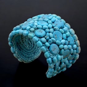 Southwest inspired Turquoise Bangle Cuff Bracelet 6"