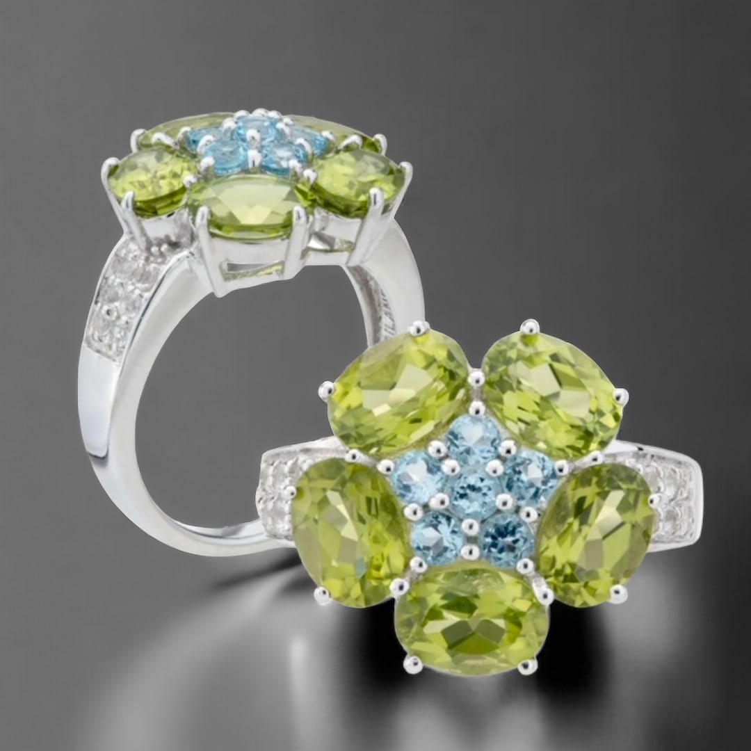Flower Ring – Sterling Silver, Swiss Blue Topaz & Peridot - Size 8 (1 of 1)