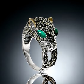 Panther Design Ring in 14K Gold & Sterling Silver with Marcasite and Green Agate Eyes - Size 7.25
