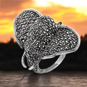 Amazing Elephant Sterling Silver Ring adorned with sparkling Marcasite - Size 8