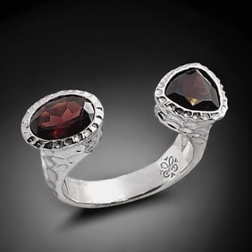 Mozambique Garnet Hammered Sterling Silver Ring - Size 6.5