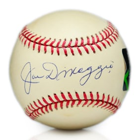 Joe DiMaggio Autograped Baseball
