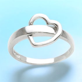 Lovely Sterling Silver Heart Ring - Size 7