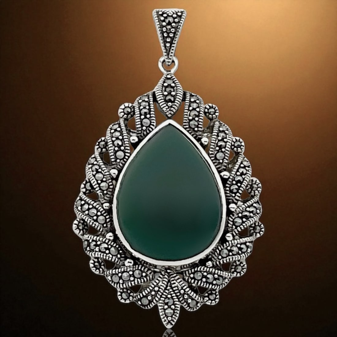 Regal Green Agate & Marcasite Sterling Silver Pendant (1 of 1)