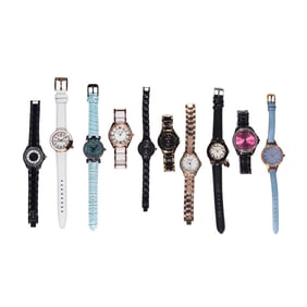 Set of 10 Ladies Fashion Watches – Versatile Style Collection