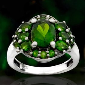Green Chrome Diopside Sterling Silver Cocktail Ring - Size 7.5