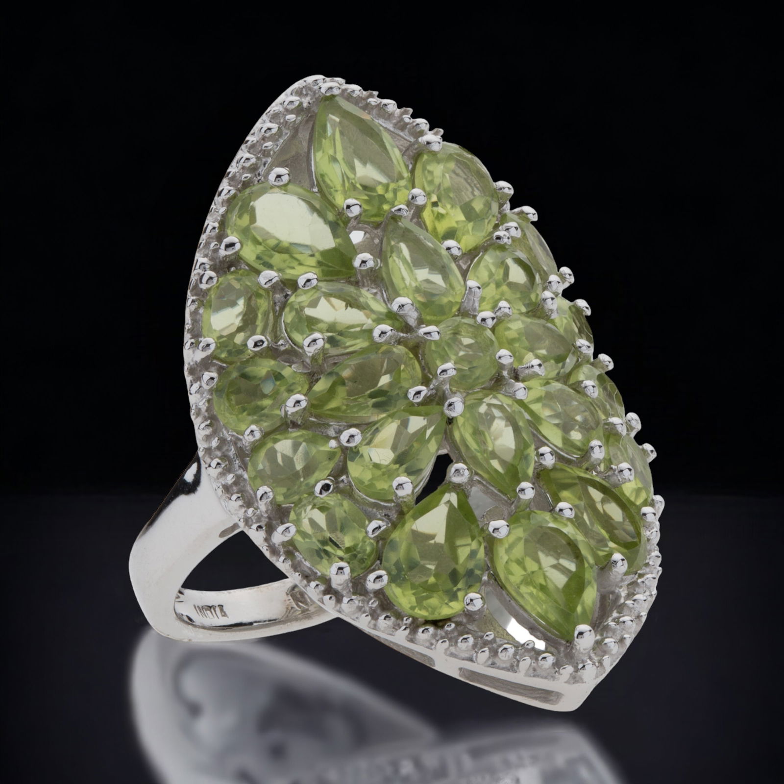 4.85 ct Peridot Statement Ring set in Sterling Silver - Size 5 (1 of 1)