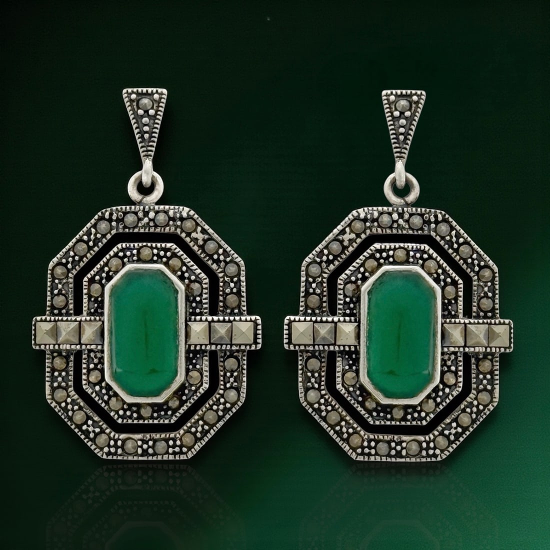 Art Deco Emerald Green Agate & Marcasite SS Earrings (1 of 1)