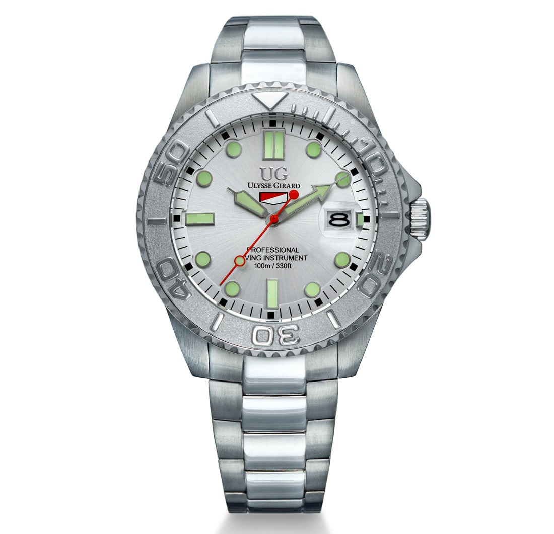 Ulysse Girard Shark Watch - Silver Dial & Stainless Steel Bezel: The Ulysse Girard Watch Shark Collection. Its striking silver dial and stainless steel case and bracelet create a stunning contrast with an elegant style. Key Features: Case & Bracelet: Durable stainl
