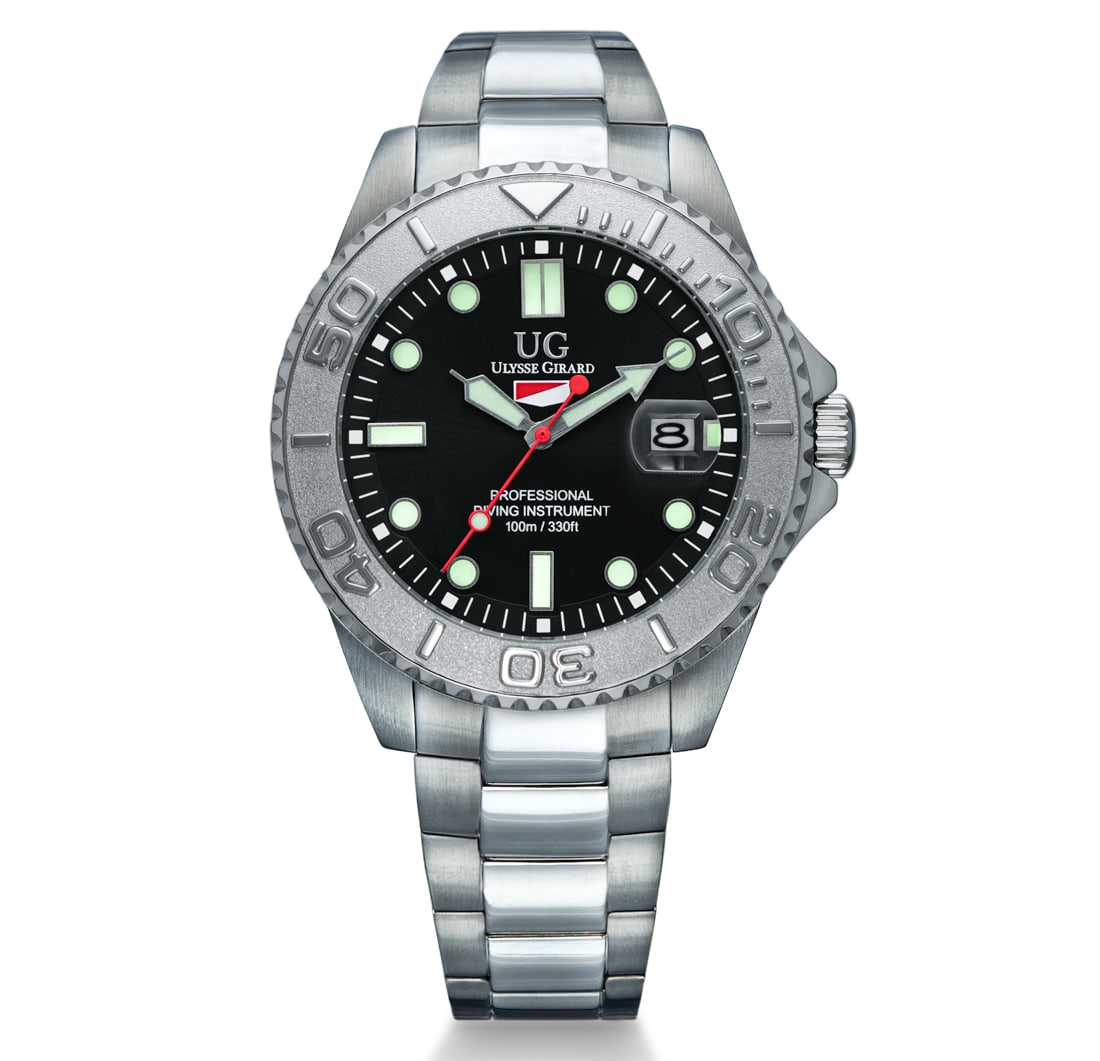 Ulysse Girard Shark Watch - Black Dial & Stainless Steel Bezel: The Ulysse Girard Watch Shark Collection. Its striking black dial and stainless steel case and bracelet create a stunning contrast with an elegant style. Key Features: Case & Bracelet: Durable stainle