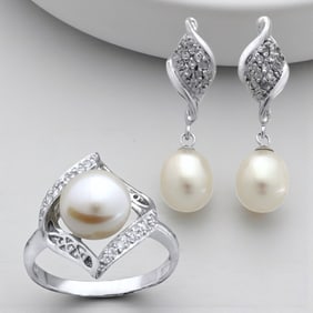 Timeless Sterling Silver Freshwater Pearl Earrings&Ring Set