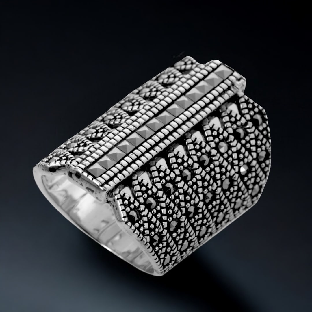 Breathtaking Marcasite Sterling Silver Statement Ring-Size 8 (1 of 1)