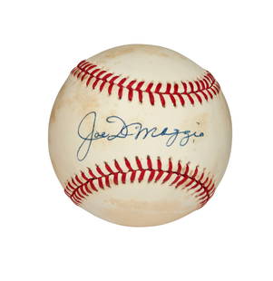JOE DIMAGGIO SINGLE SIGNED BASEBALL (JSA): JOE DIMAGGIO SINGLE SIGNED BASEBALL (JSA) Lot Essay B.Brown American League baseball signed by DiMaggio across the sweet spot in blue ink rating 8 out of 10. Ball displays moderate toning. Includes LO