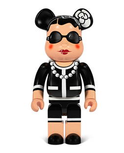 A LIMITED EDITION COCO CHANEL 1000% BE@RBRICK: CHANEL X MEDICOM, 2007 GRADE: 2 33 w x 72 h x 23 d cm Includes box.