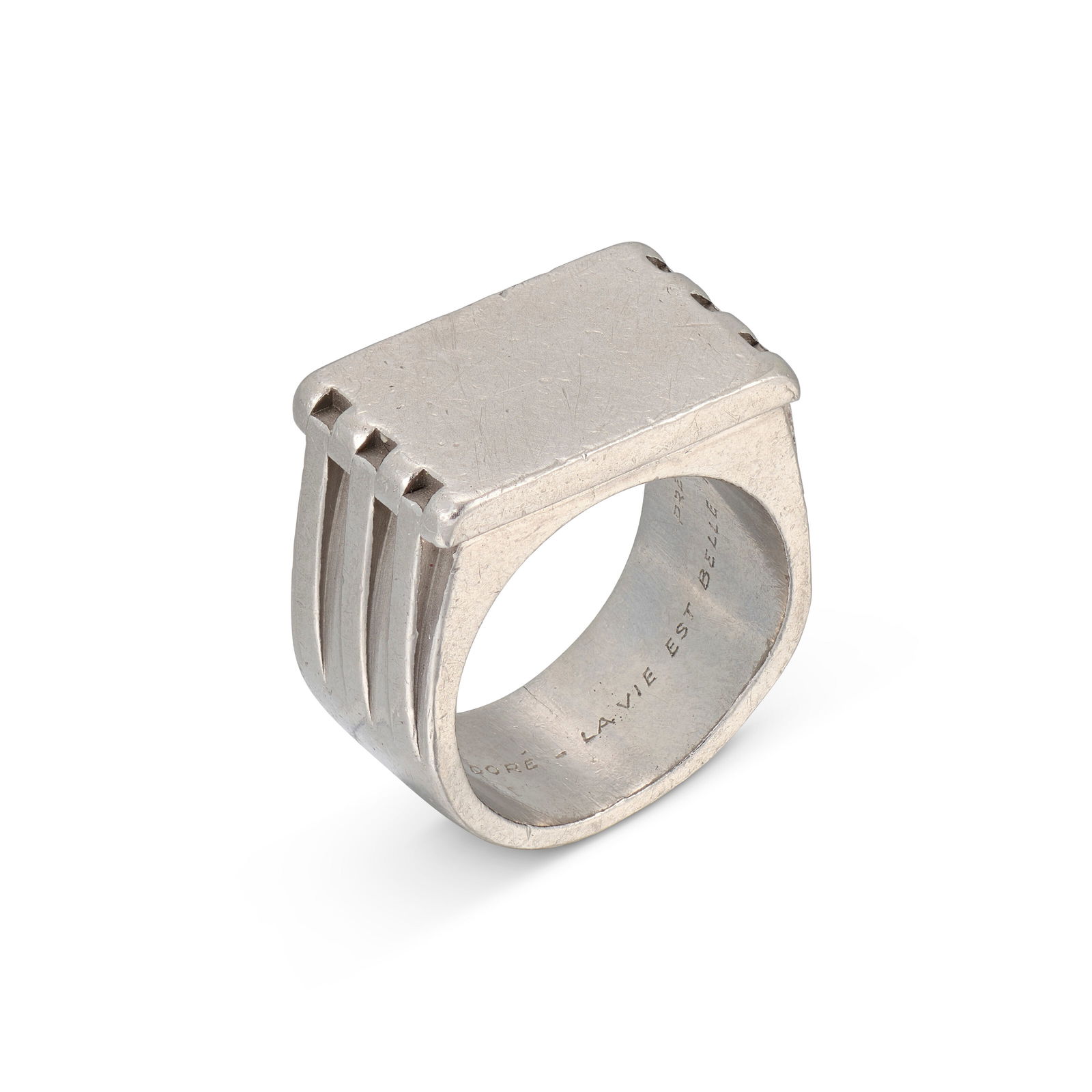 FOUQUET GENTLEMAN'S CHEVALIÈRE RING: FOUQUET GENTLEMAN'S CHEVALIÈRE RING Details Of modernist design, platinum (French mark), circa 1929, signed Jean Fouquet, maker's mark (Georges Fouquet), numbered, the inner band inscribed Size/D