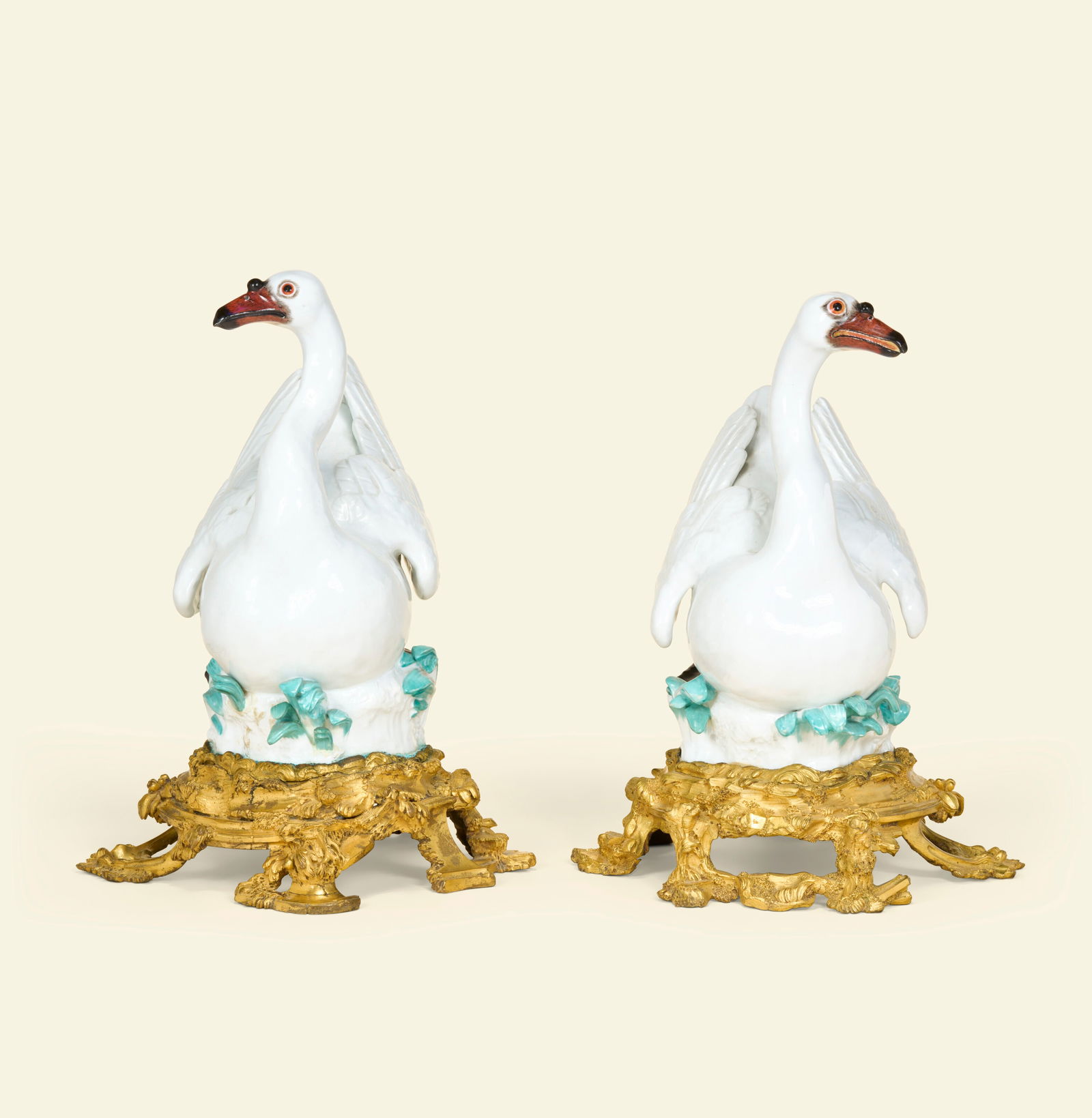 A PAIR OF ORMOLU-MOUNTED MEISSEN PORCELAIN MODELS OF SWANS THE PORCELAIN CIRCA 1748-1750, POSSIBLY - 4