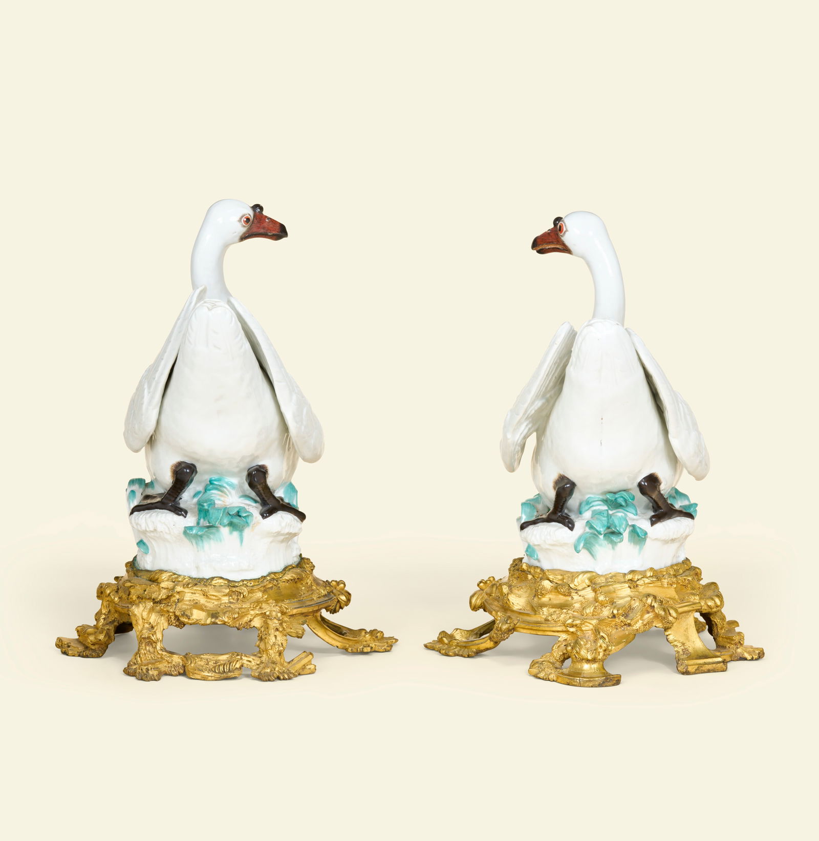 A PAIR OF ORMOLU-MOUNTED MEISSEN PORCELAIN MODELS OF SWANS THE PORCELAIN CIRCA 1748-1750, POSSIBLY - 5