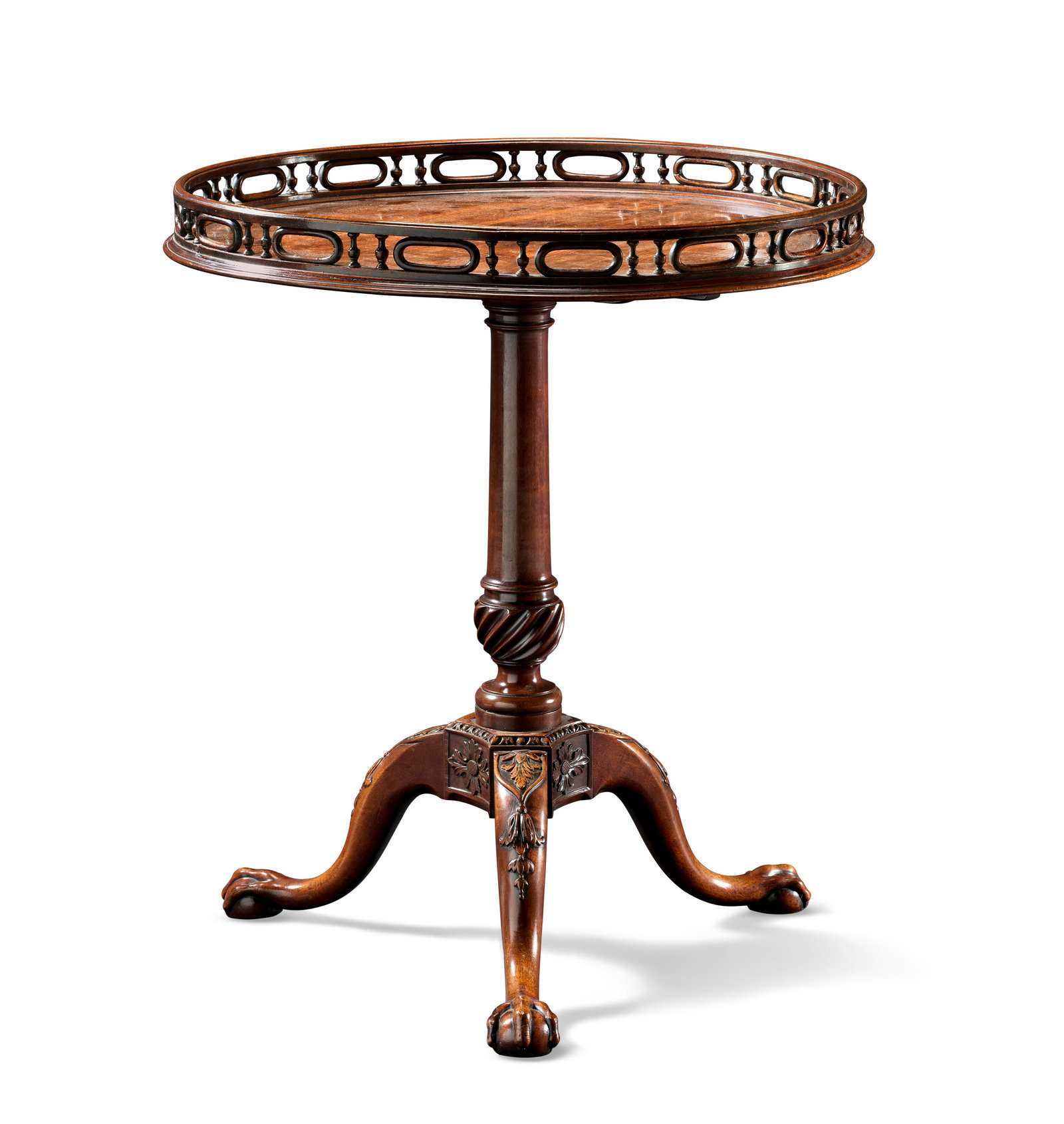 A GEORGE II MAHOGANY AND BRASS-INLAID TRAY-TOP TRIPOD TABLE CIRCA 1755 (1 of 3)