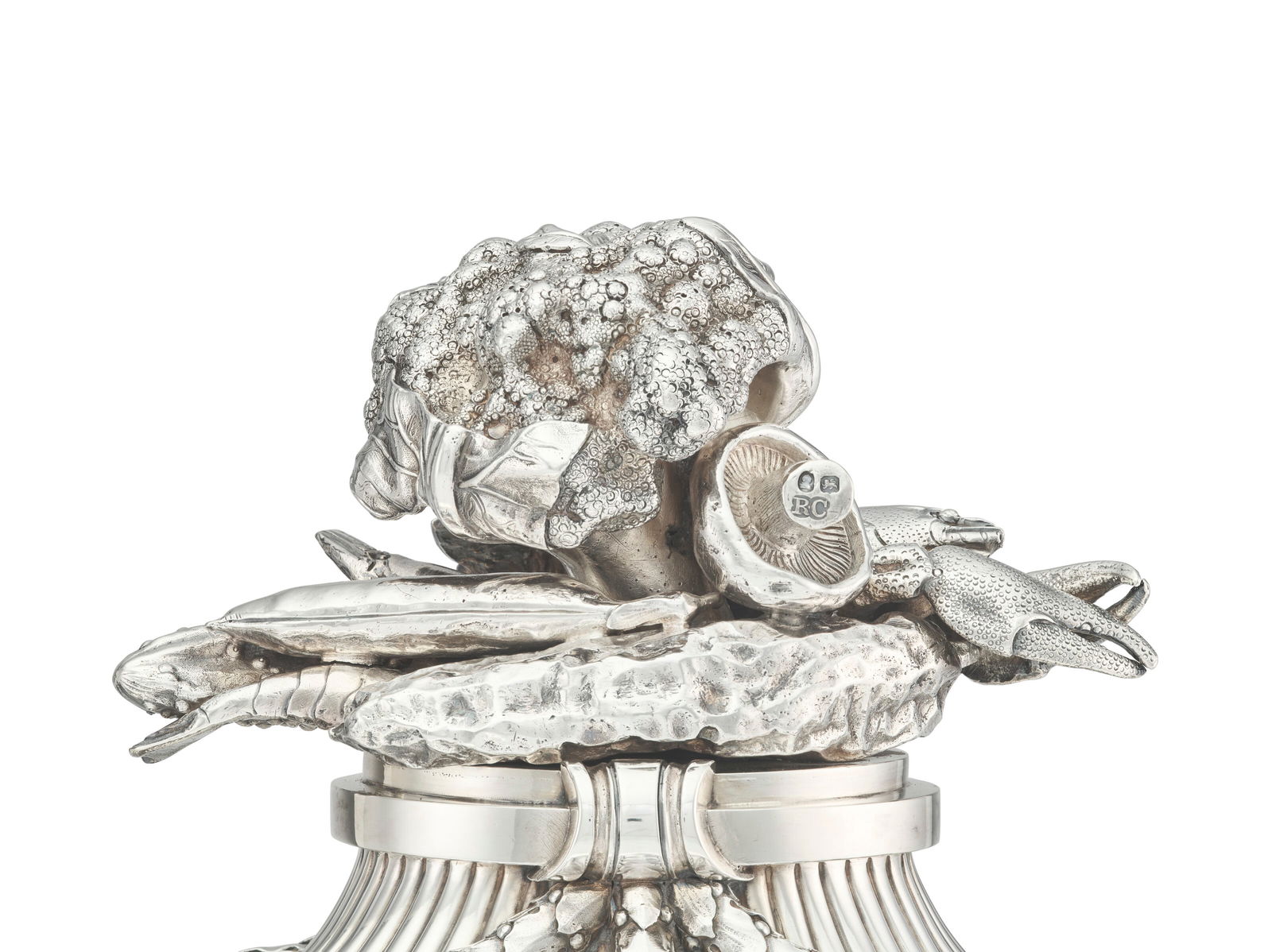 THE BROWNLOW TUREENS: A PAIR OF GEORGE III SILVER SOUP TUREENS, COVERS, LINERS AND STANDS MARK OF - 4