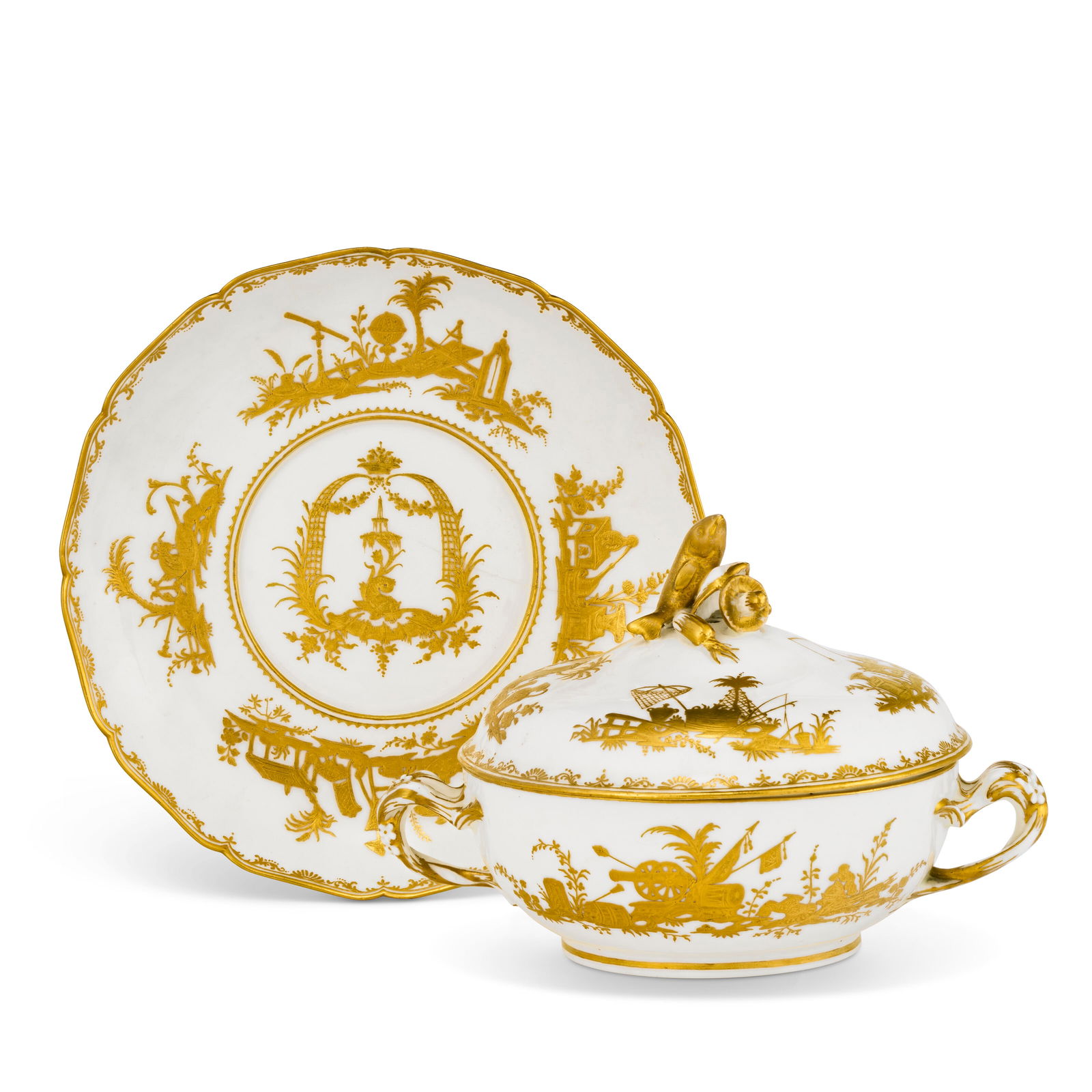 A VINCENNES PORCELAIN GILT WHITE ECUELLE, COVER AND STAND (ECUELLE ‘RONDE’ ET PLATEAU (1 of 11)