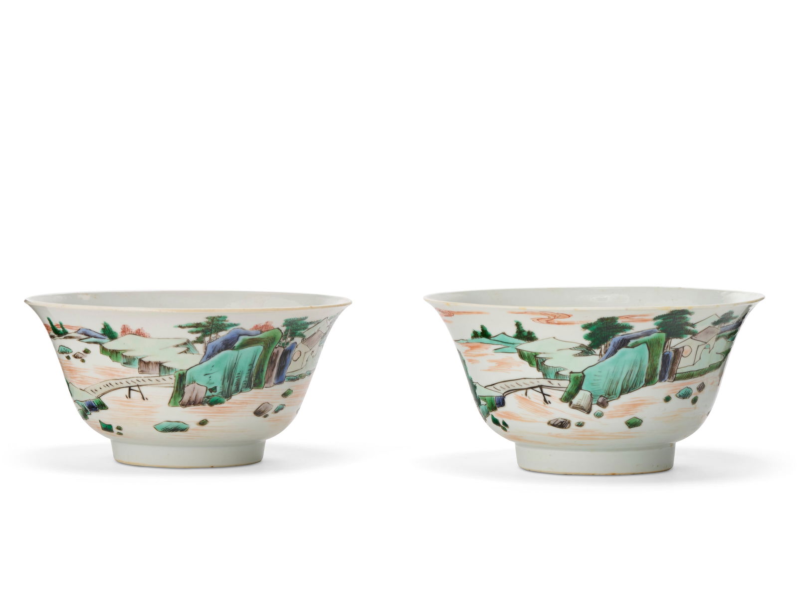 A PAIR OF CHINESE FAMILLE VERTE BOWLS KANGXI PERIOD (1662-1722): A PAIR OF CHINESE FAMILLE VERTE BOWLS KANGXI PERIOD (1662-1722) Details A PAIR OF CHINESE FAMILLE VERTE BOWLS KANGXI PERIOD (1662-1722) 6 1⁄8 in.(15.6 cm.) and 6 in. (15.2 cm.) diam.