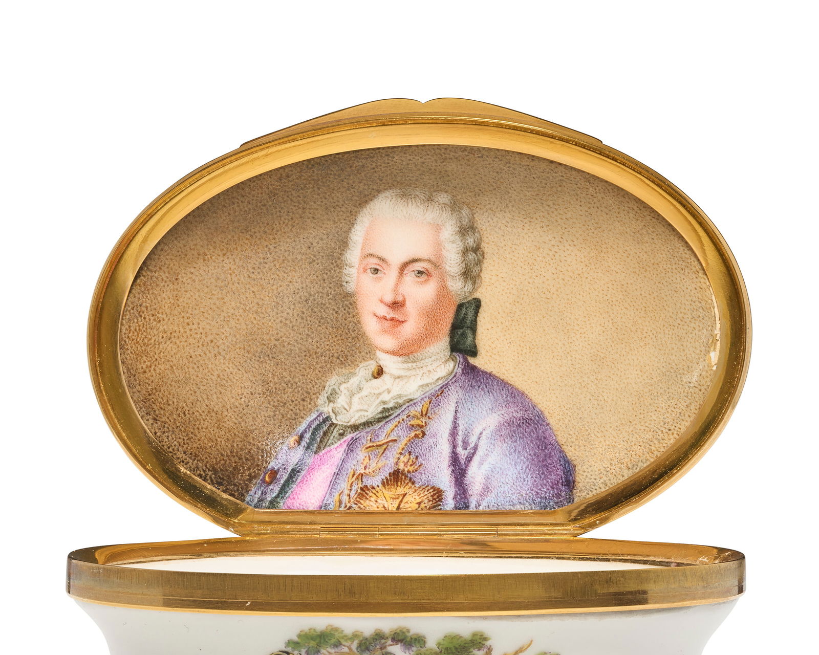 A GOLD-MOUNTED MEISSEN PORCELAIN OVAL SNUFF-BOX AND COVER 19TH CENTURY (1 of 5)