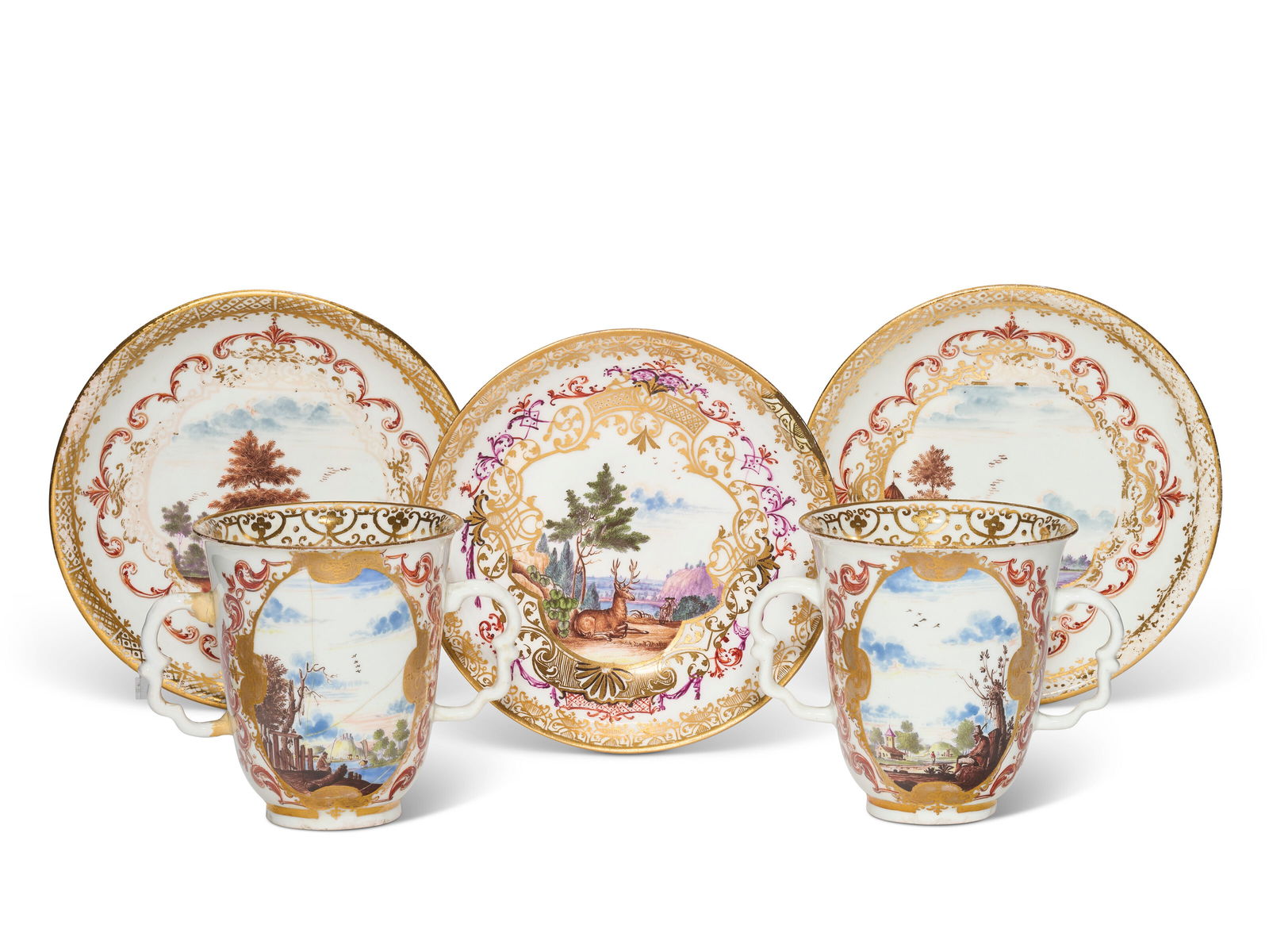 A GROUP OF MEISSEN PORCELAIN DRINKING WARES THE CUPS AND PAIR OF SAUCERS CIRCA 1725-1730, BLUE (1 of 3)