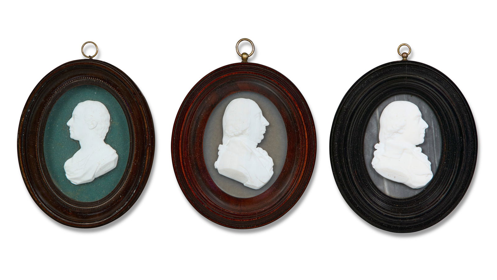 THREE SCOTTISH GLASS-PASTE PORTRAIT MINIATURES BY JAMES TASSIE, DATED LATE 18TH CENTURY (1 of 2)