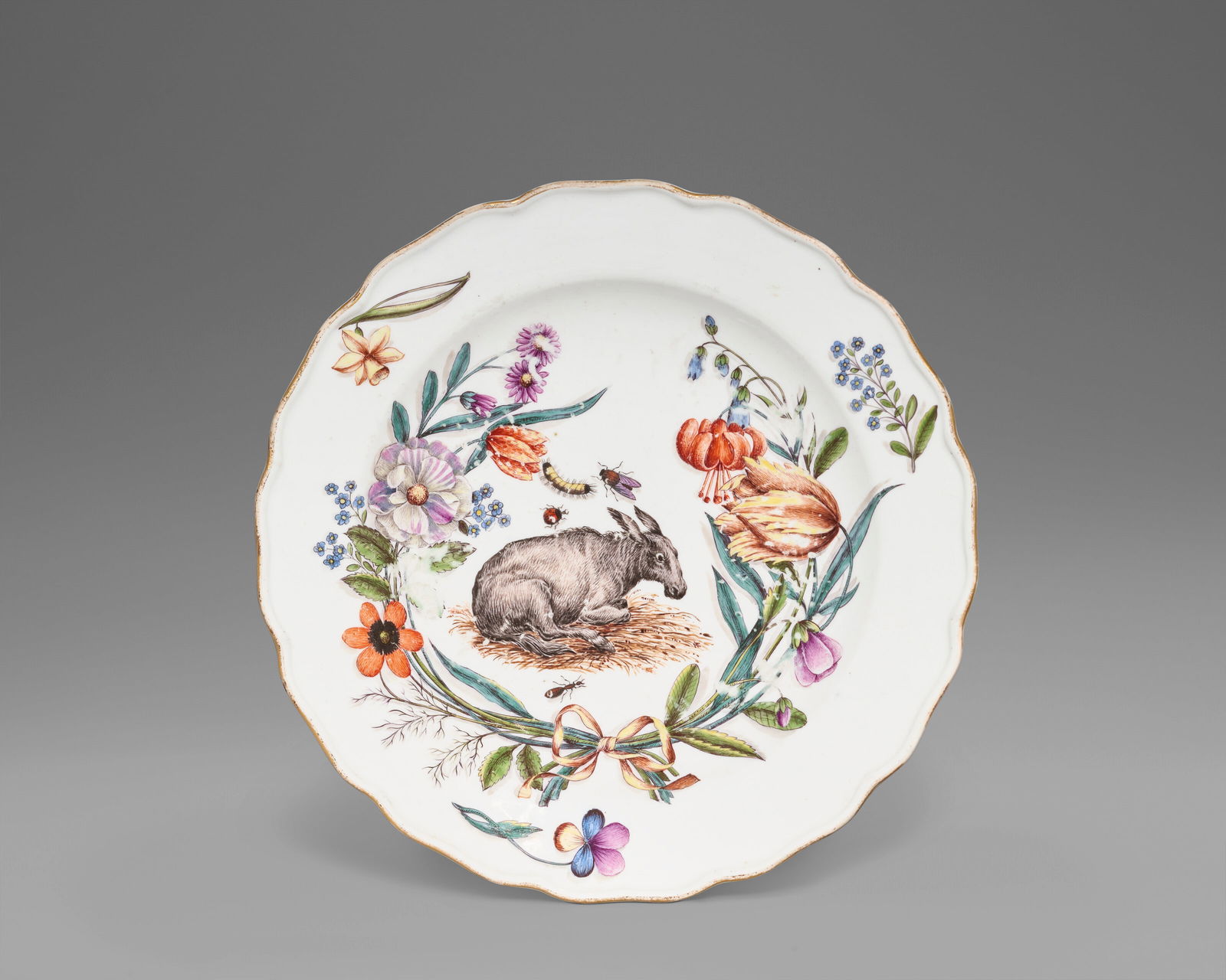 A MEISSEN PORCELAIN PLATE FROM THE ‘HANBURY WILLIAMS / NORTHUMBERLAND SERVICE’ CIRCA (1 of 2)