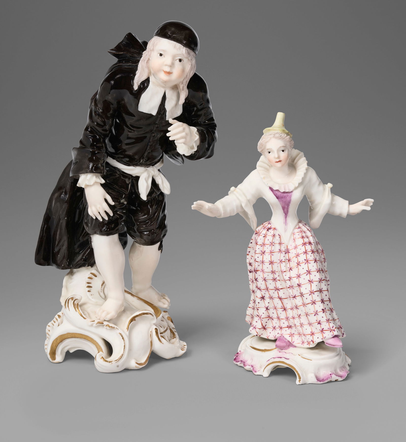 TWO FRANKENTHAL PORCELAIN COMMEDIA DELL’ARTE FIGURES CIRCA 1758-1762, BLUE RAMPANT LION MARKS, (1 of 12)