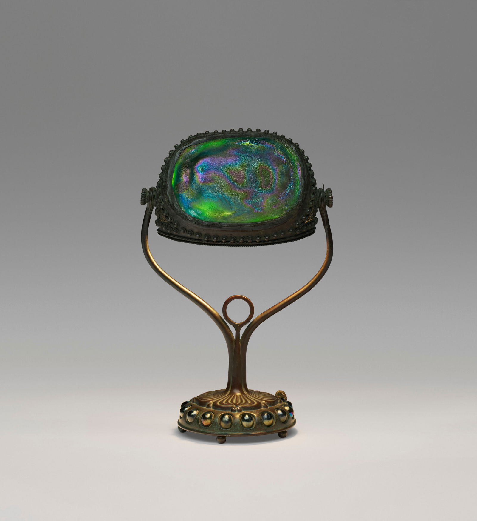 TIFFANY STUDIOS 'Turtle-Back Tile' Desk Lamp, circa 1910: TIFFANY STUDIOS 'Turtle-Back Tile' Desk Lamp, circa 1910 Details Favrile glass, patinated bronze 133⁄4 x 83⁄4 x 5 in. (34.9 x 22.2 x 12.7 cm) base impressed TIFFANY STVDIOS NEW YORK D801 w