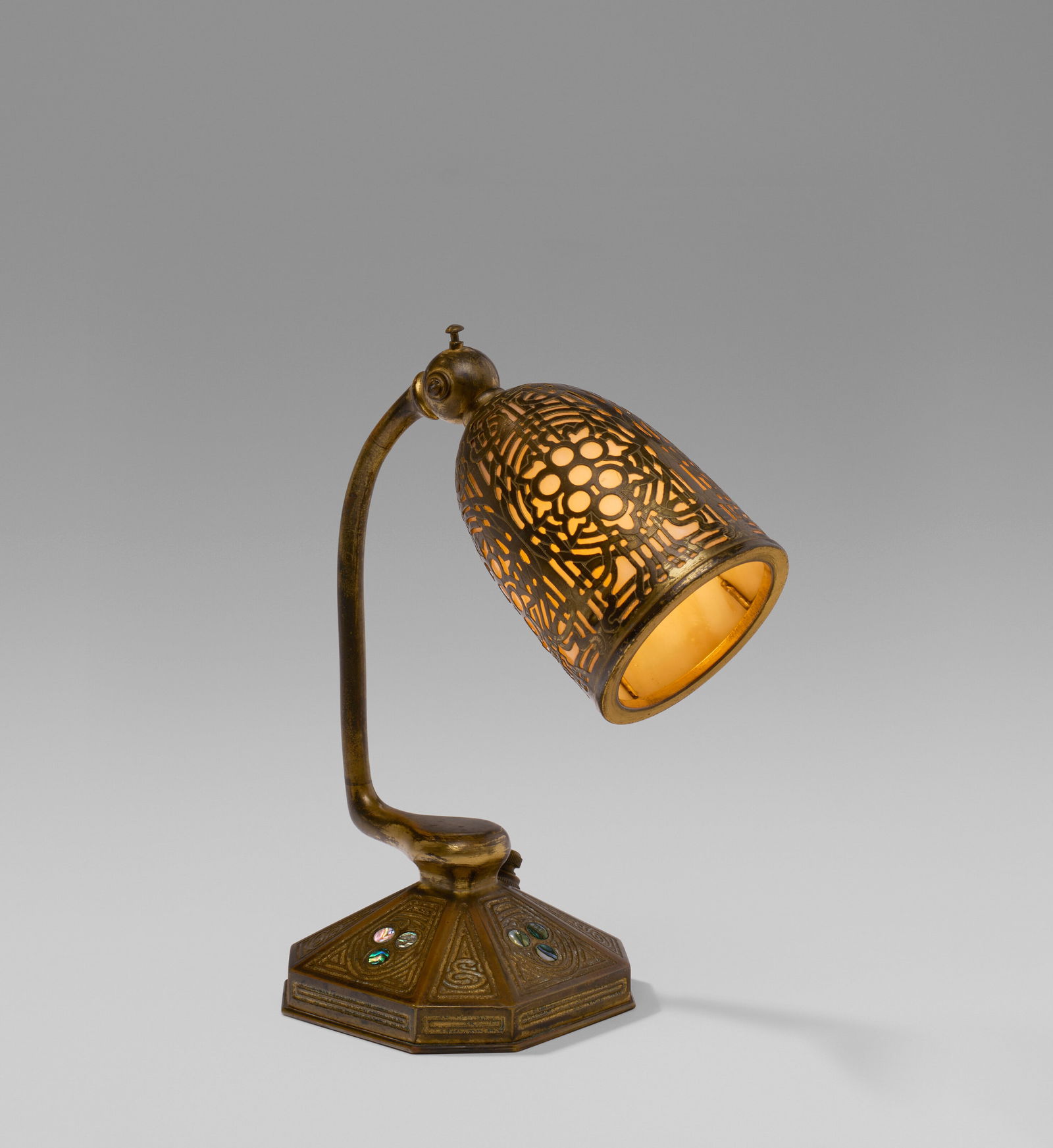 TIFFANY STUDIOS 'Abalone' Adjustable Desk Lamp, circa 1915 (1 of 4)