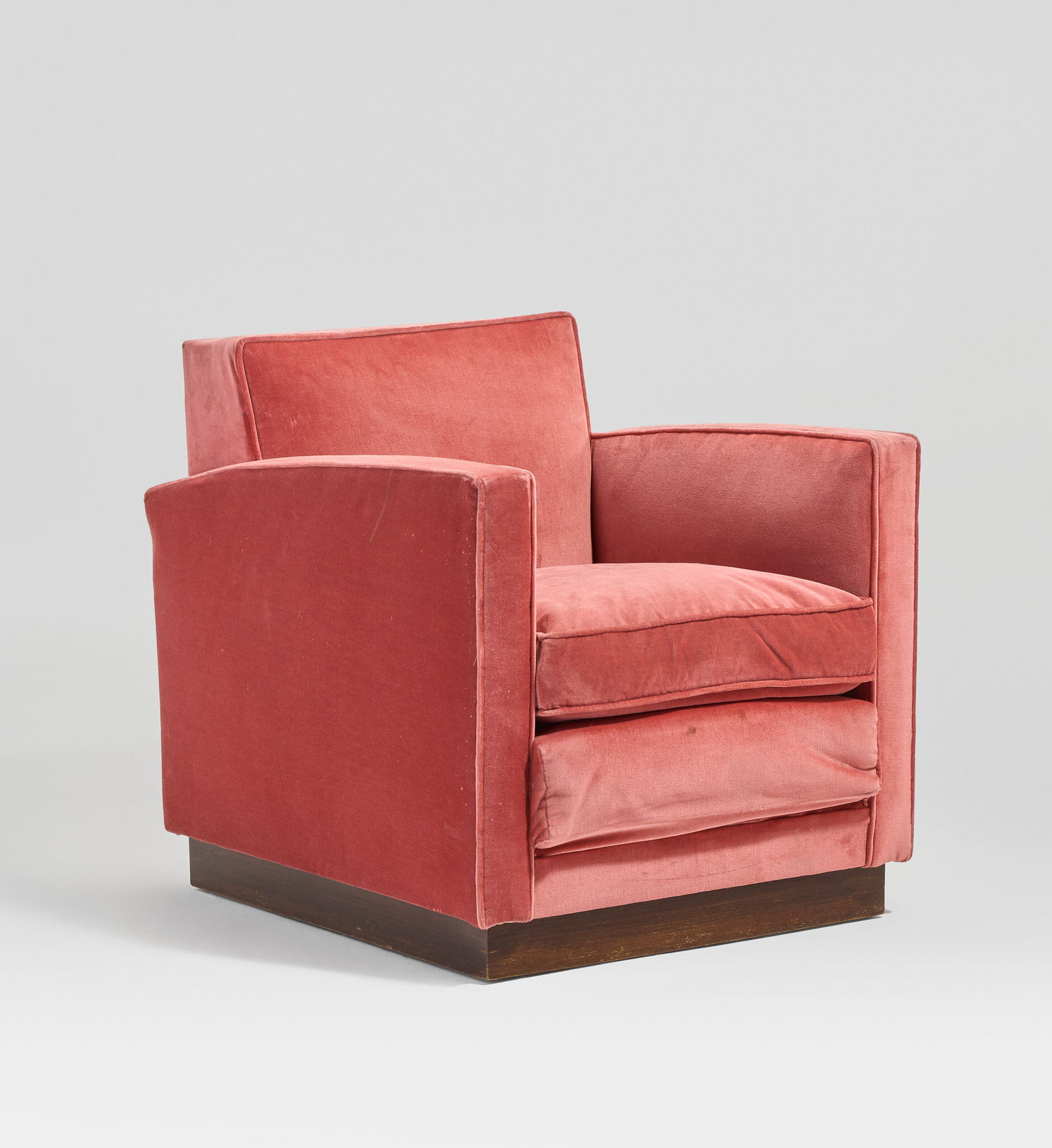 LÉVITAN DÉCORATION 'Lévitanluxe' Armchair, Model No. B.11025, circa 1934 (1 of 4)