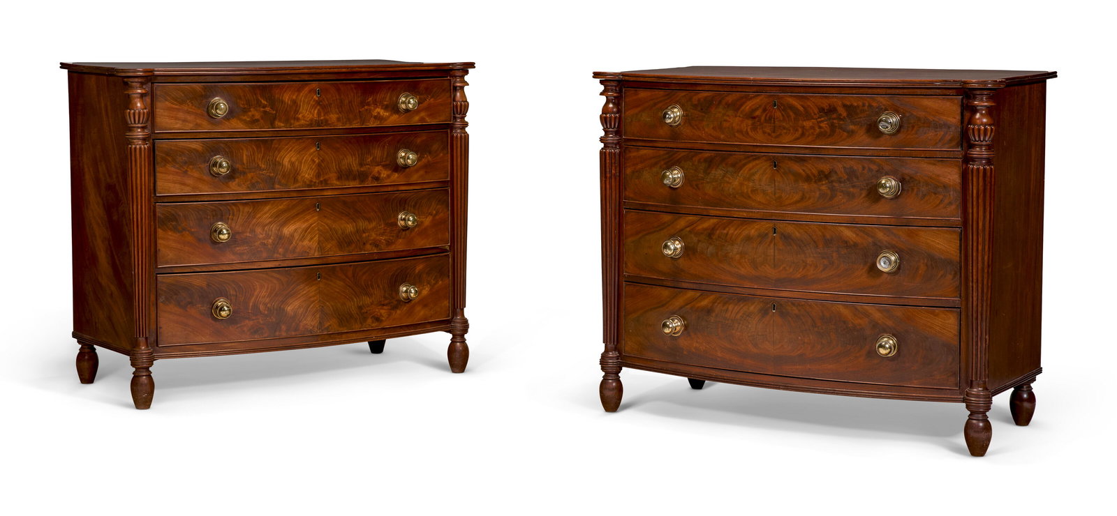 A PAIR OF REGENCY MAHOGANY COMMODES ATTRIBUTED TO GILLOWS, CIRCA 1810-20 (1 of 2)