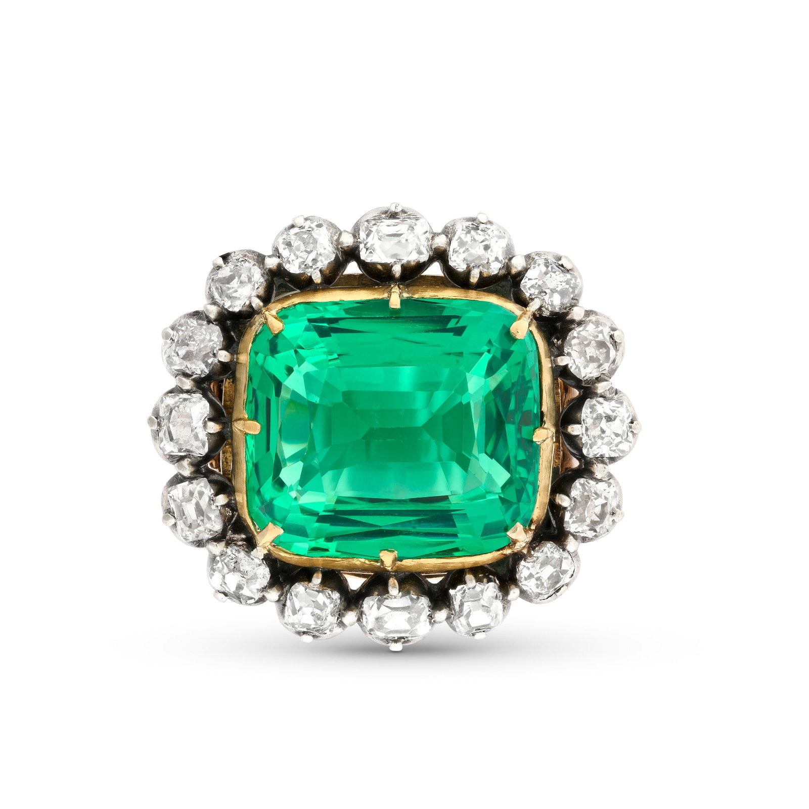 EMERALD AND DIAMOND RING - 3